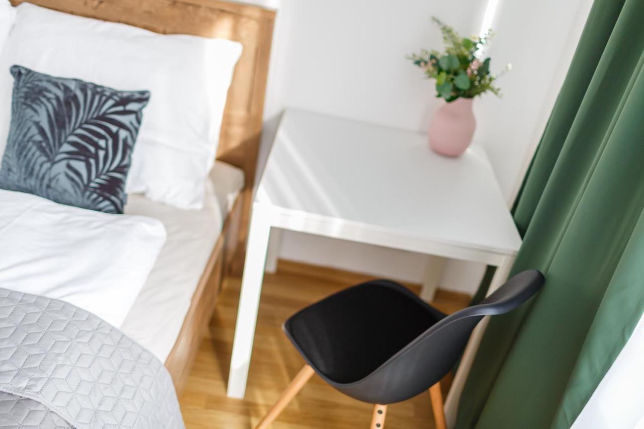 אוסטרבה Golden Apartments Rezidence Nova Karolina מראה חיצוני תמונה